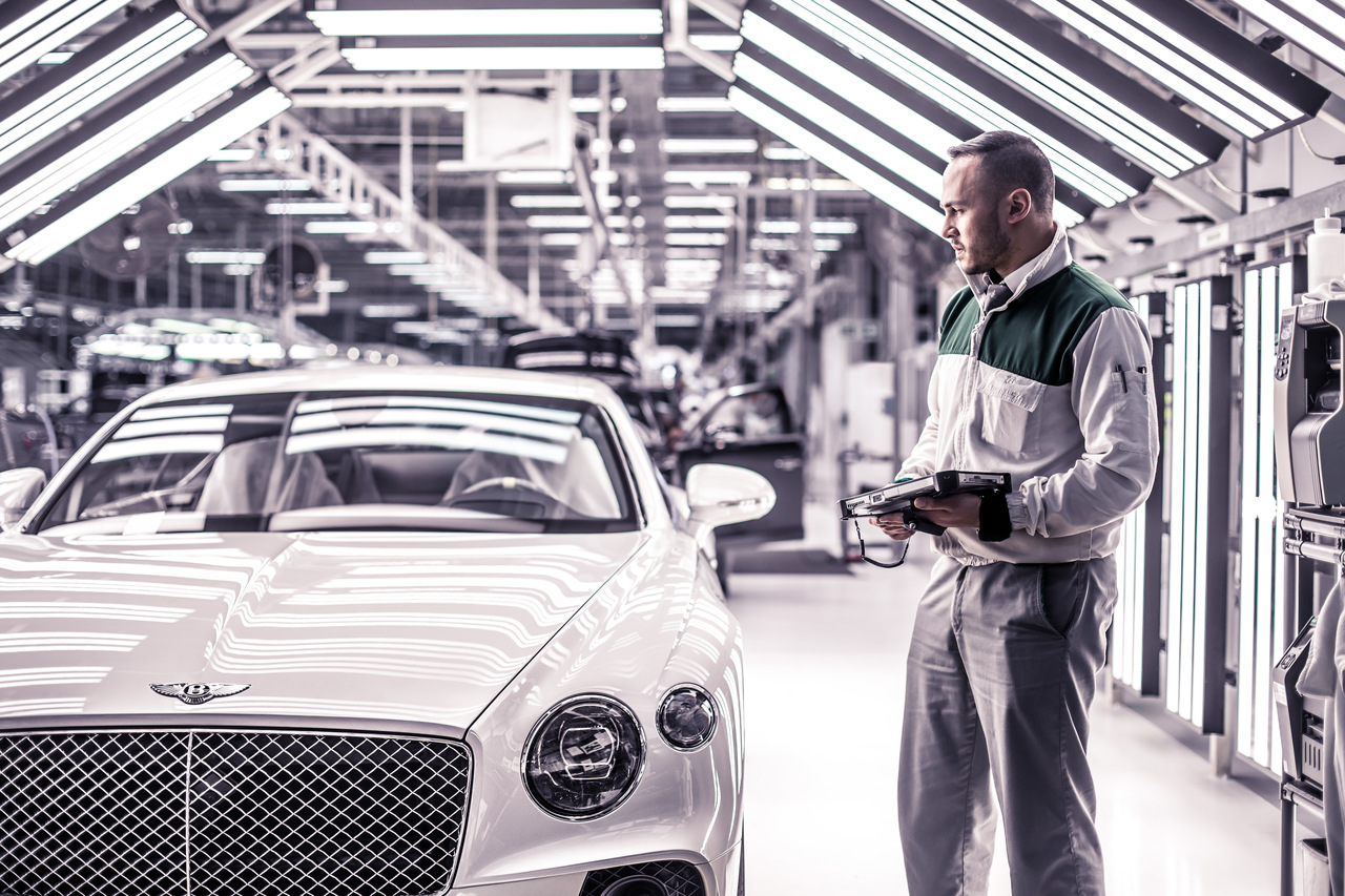 Bentley z rekordowymi wynikami finansowymi za rok 2022